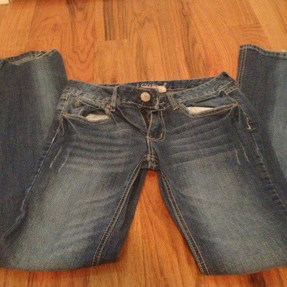 Jeans - Picture 1 of 2