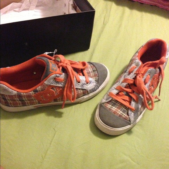 Shoes - Picture 2 of 2
