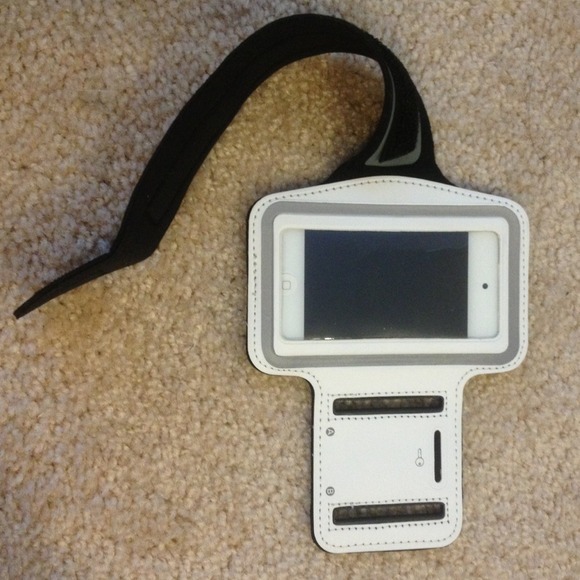 🚫 SOLD 🚫 NWOT iTouch arm holder - Picture 3 of 4