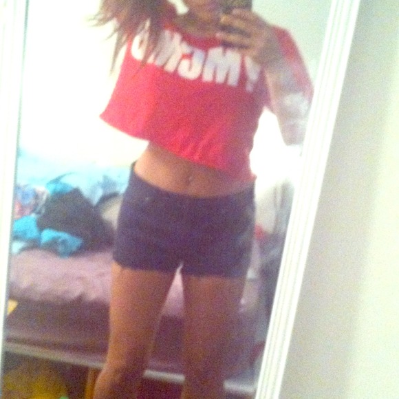 🚫Traded🚫YMCMB crop top