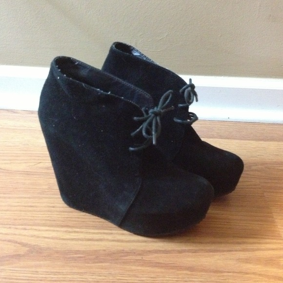 Aldo wedge boots