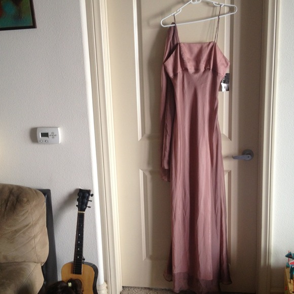 New Brunnella Dress SIZE M - Picture 2 of 4