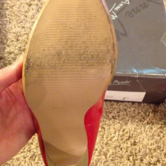 Red peep toes - Picture 4 of 4