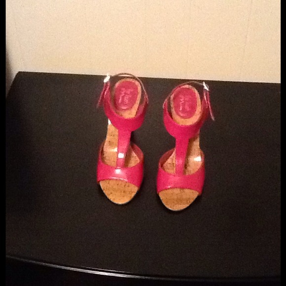 Fuchsia high heels BRAND NEW!!!!!!