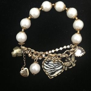 Betsy Johnson  pearl bracelet
