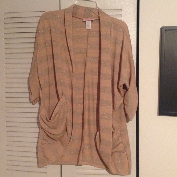 Nwot cardigan size 2x REDUCED!! SOLD in BUNDLE!!