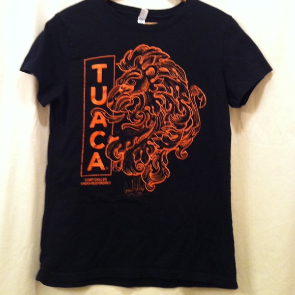 Black Tuaca T Free w/ purchase if ya want it