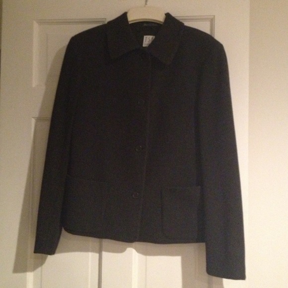 TSE 100% cashmere dark grey coat. Mint condition