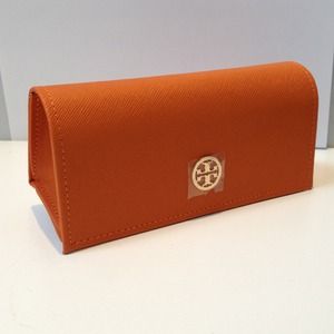 Tory burch sunglass case