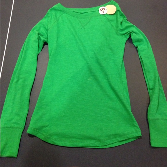Green long sleeve shirt