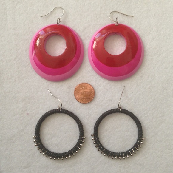 🎀Bundle 2 Hoops Earrings gold pink black silver