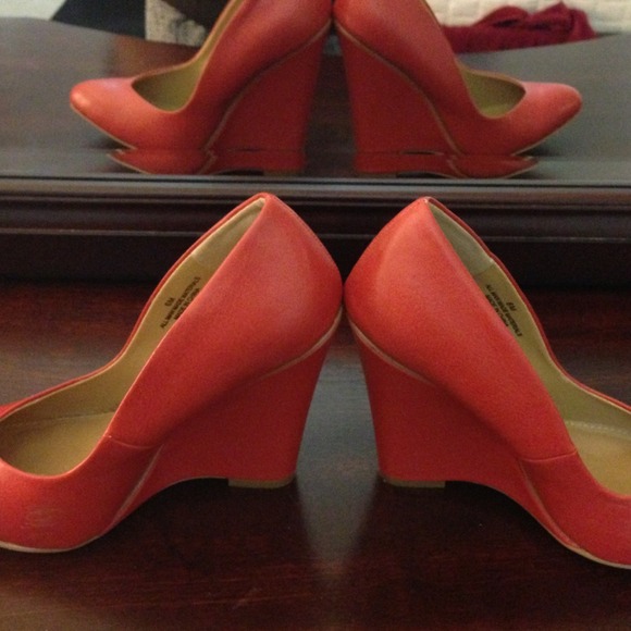 Traded 🚫🚫MIA heels - Picture 2 of 4