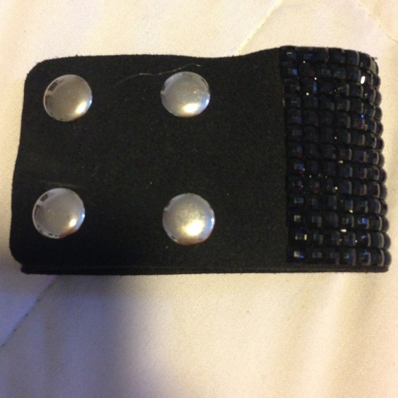 Bracelet cuff - Picture 3 of 3