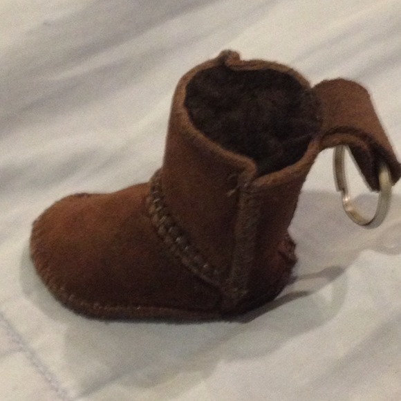 Accessories - *NWOT* Brown Ugg Keychain