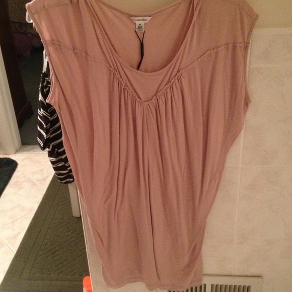 Never worn Calvin Klein shirt! - Picture 1 of 3