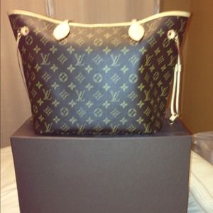 LV neverfull. Not for sale.
