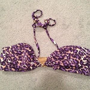 Purple leopard print top