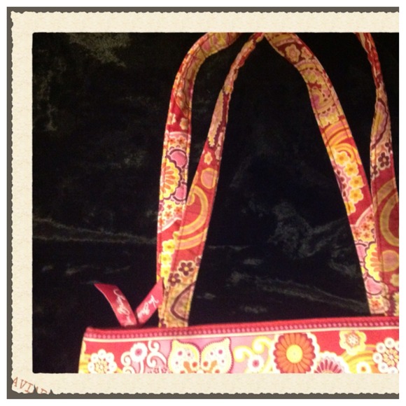 🎀BUNDLED🎀Vera Bradley Purse🎀 - Picture 2 of 2
