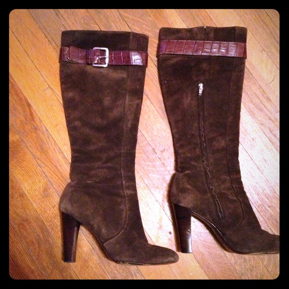 ON HOLD for @vivahearts!  Michael Kors Boots