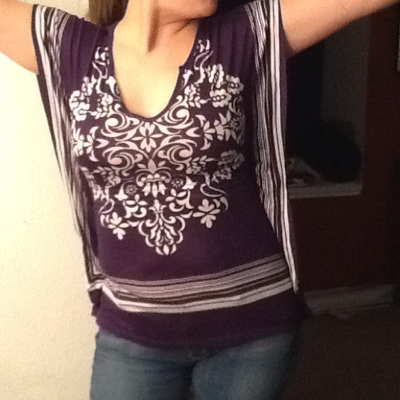 Soft cotton butterfly top - Picture 2 of 3