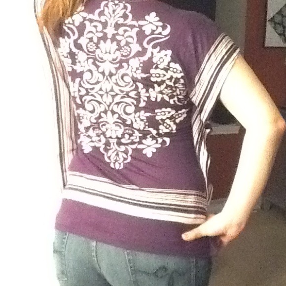 Soft cotton butterfly top - Picture 3 of 3