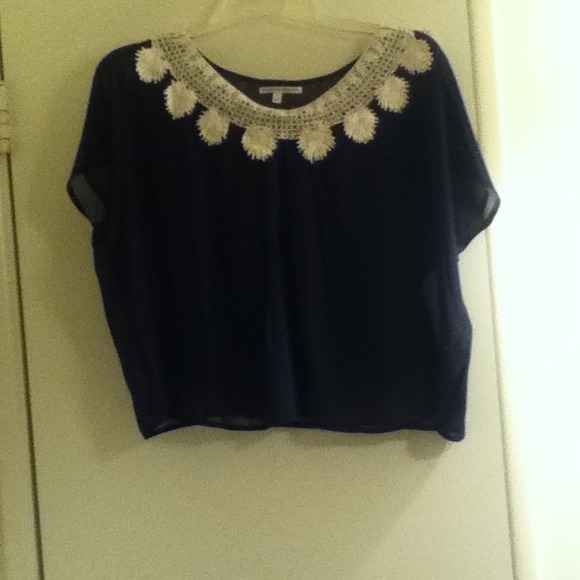 Navy Blue Designed Lace Trapeze Blouse