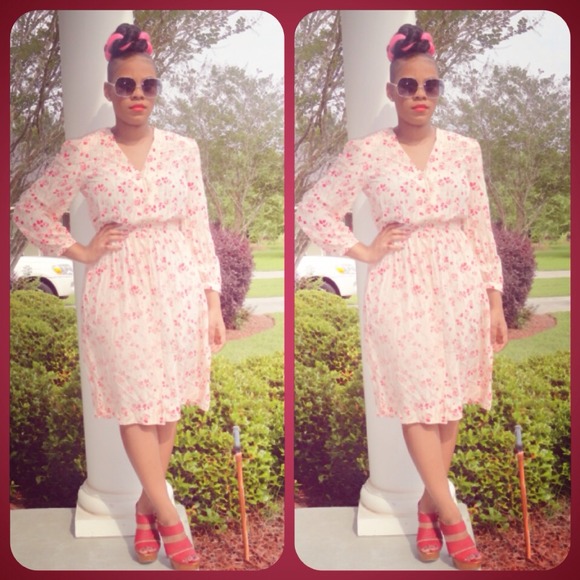 Red Vintage Style Dress - Picture 2 of 2