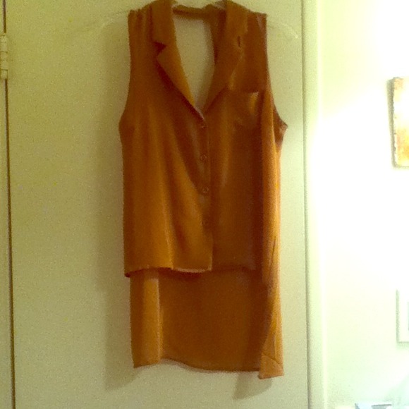 Sleevless Collared Blouse <3