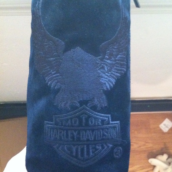 HD boots.....NO TRADES..... - Picture 1 of 4