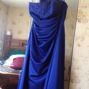 Davids bridal Ball gown.