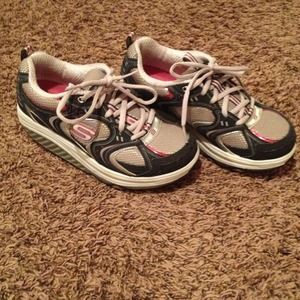 Pink Skechers:Shape Ups Toning Shoes