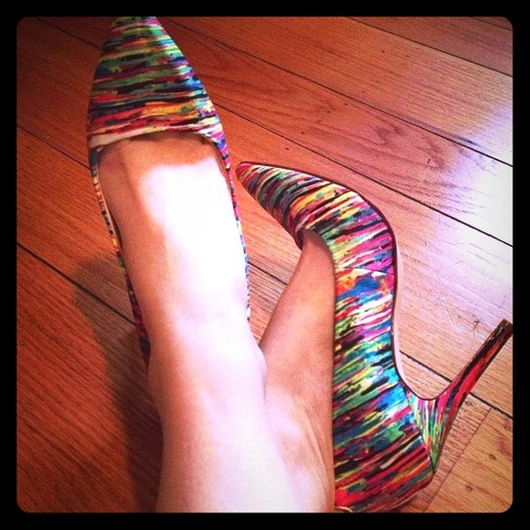❌SOLD❌Fabulous Multi Colored Heels