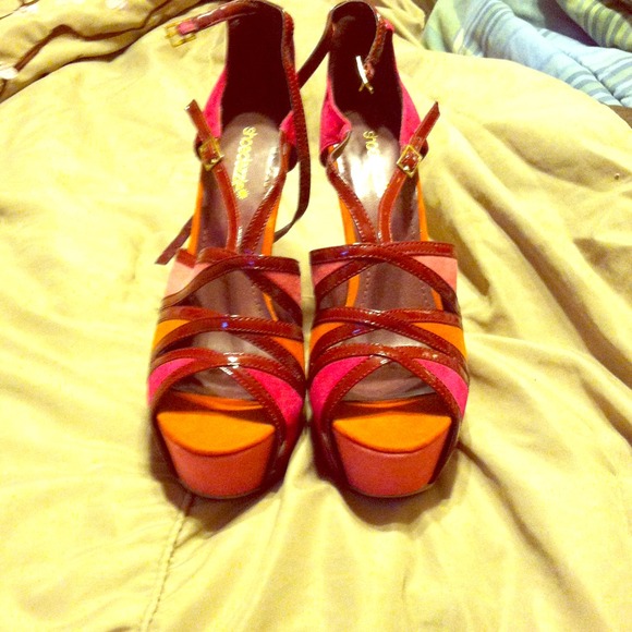 Gorgeous heels!!
