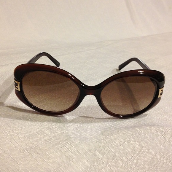 🌟🌟SOLD🌟🌟Authentic FENDI Sunglasses
