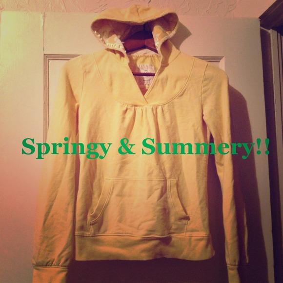 Super Cute Light Old Navy Yellow Hoodie! Size XL