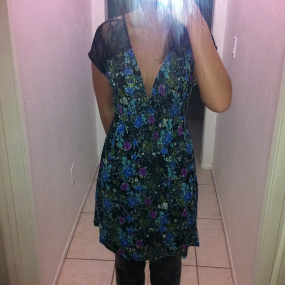 ✨SOLD✨ Lush lace kimono dress