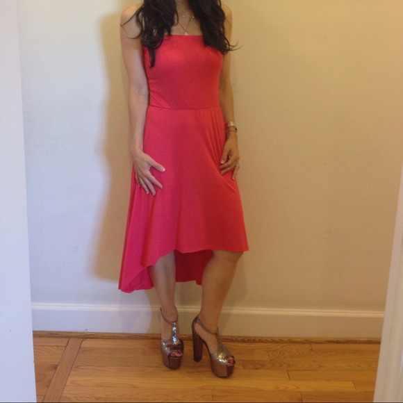 Newest color in this great high low tube dress - Picture 3 of 4