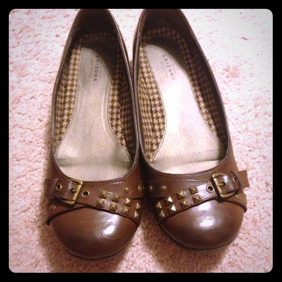 ⭐⭐RESERVED FOR @lana88fan⭐⭐ Brown flats