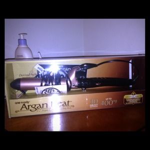 Argan Heat 1 1/4 ceramic curling iron