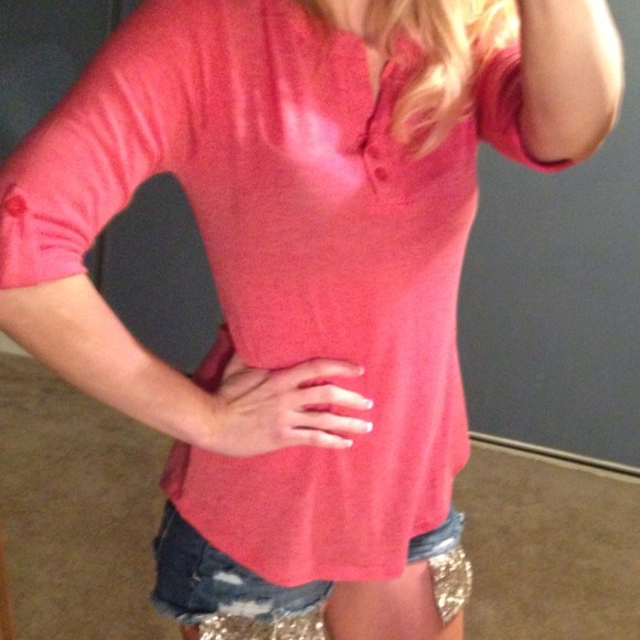 💢SOLD💢Papaya Top💋