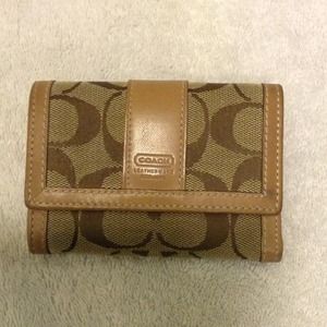 ❤Reserved 5/15❤ Coach small wallet