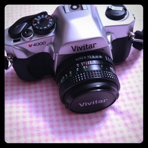 Vivitar V4000 camera