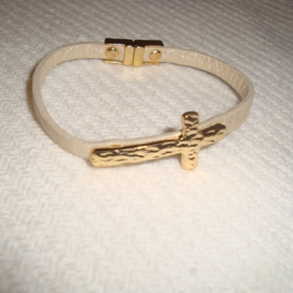Fashion jewelry