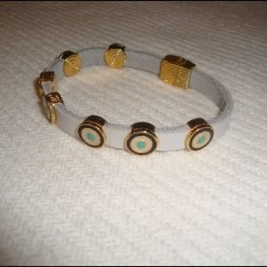 Fashion jewelry