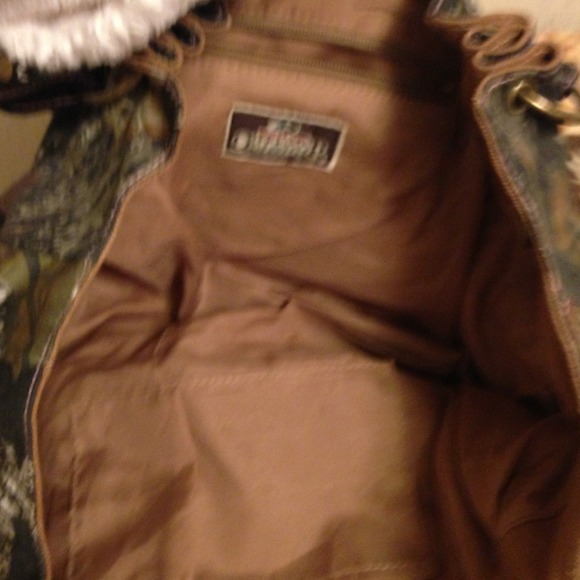 Mossy oak purse - Picture 3 of 4