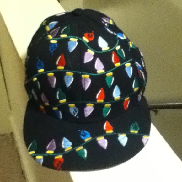 NWOT New Era fitted hat size 73/4