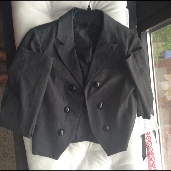 mossimo Jackets & Coats - Gray blazer cropped size med mossimo Jackets & Coats - Gray blazer cropped size med