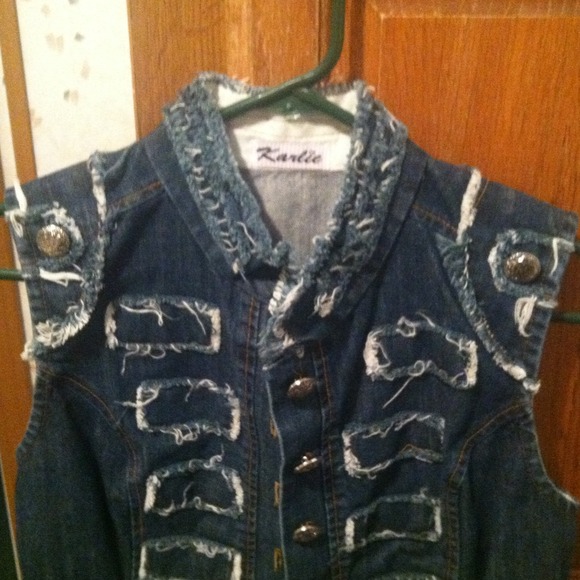 NWT! Karlie Blue Denim Vest - Picture 3 of 4