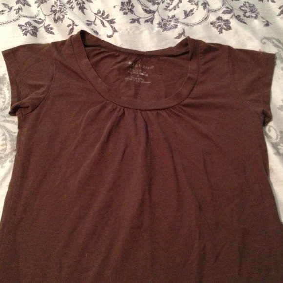 Brown tee