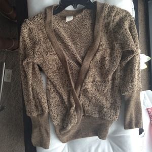 Tops - 🚫Sold🚫Brown lightweight summer sweater can fit Tops - 🚫Sold🚫Brown lightweight summer sweater can fit